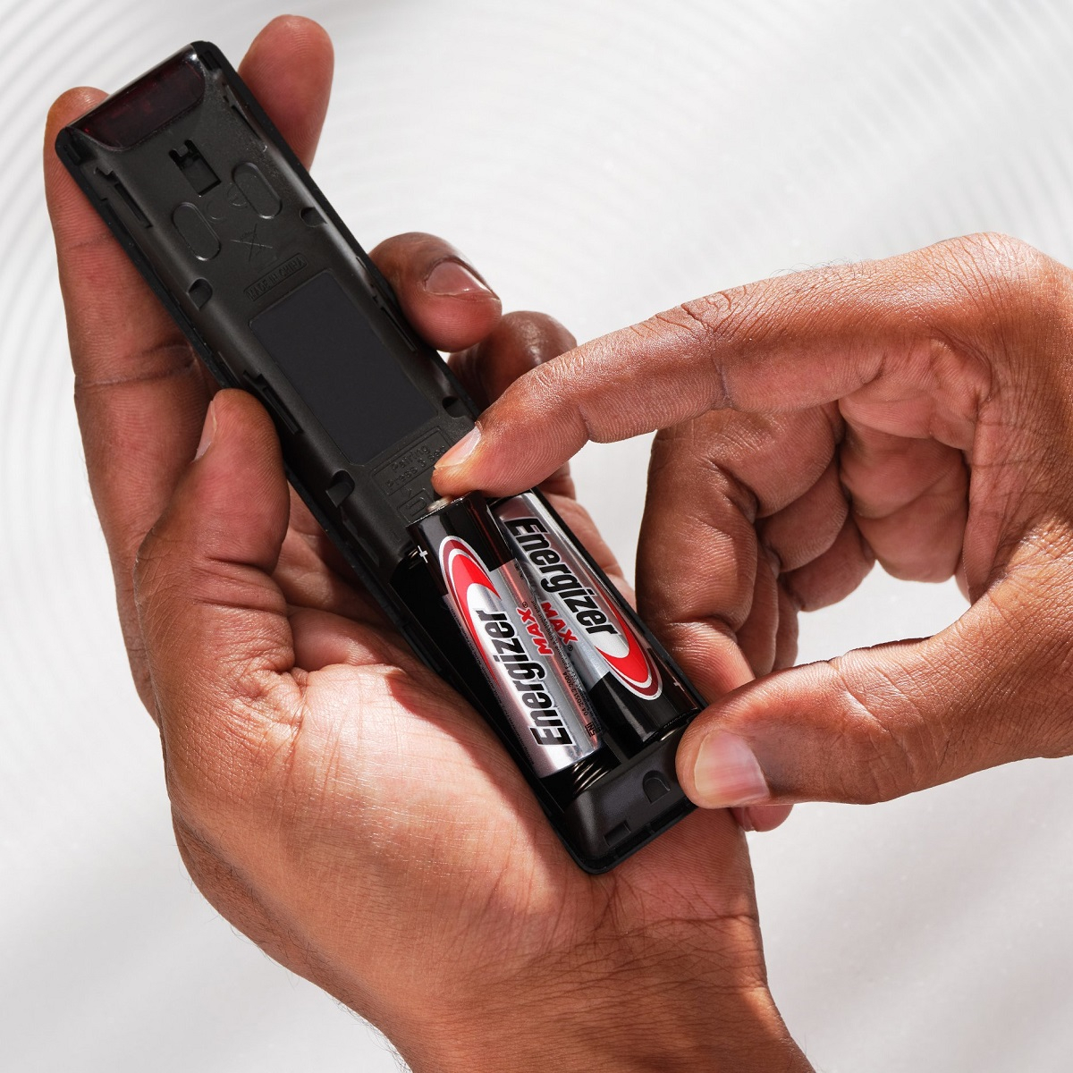 Energizer Max AA Alkaline Batteries Now Available in Bulk Packs of 20 and 30