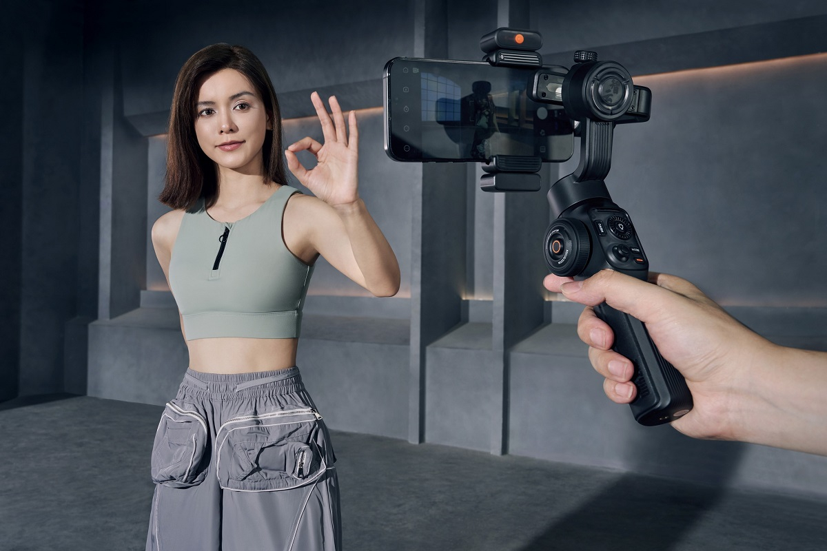 Zhiyun Smooth 5S AI Unlocks AI Tracking for Creative Freedom