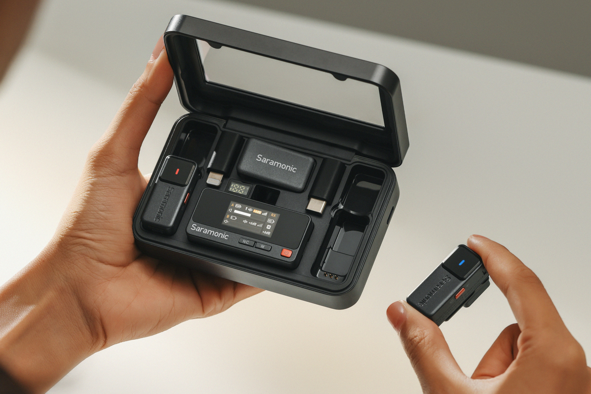 Saramonic Air: Pocket-Sized Wireless Microphone with Mic-In for Beginning Creators