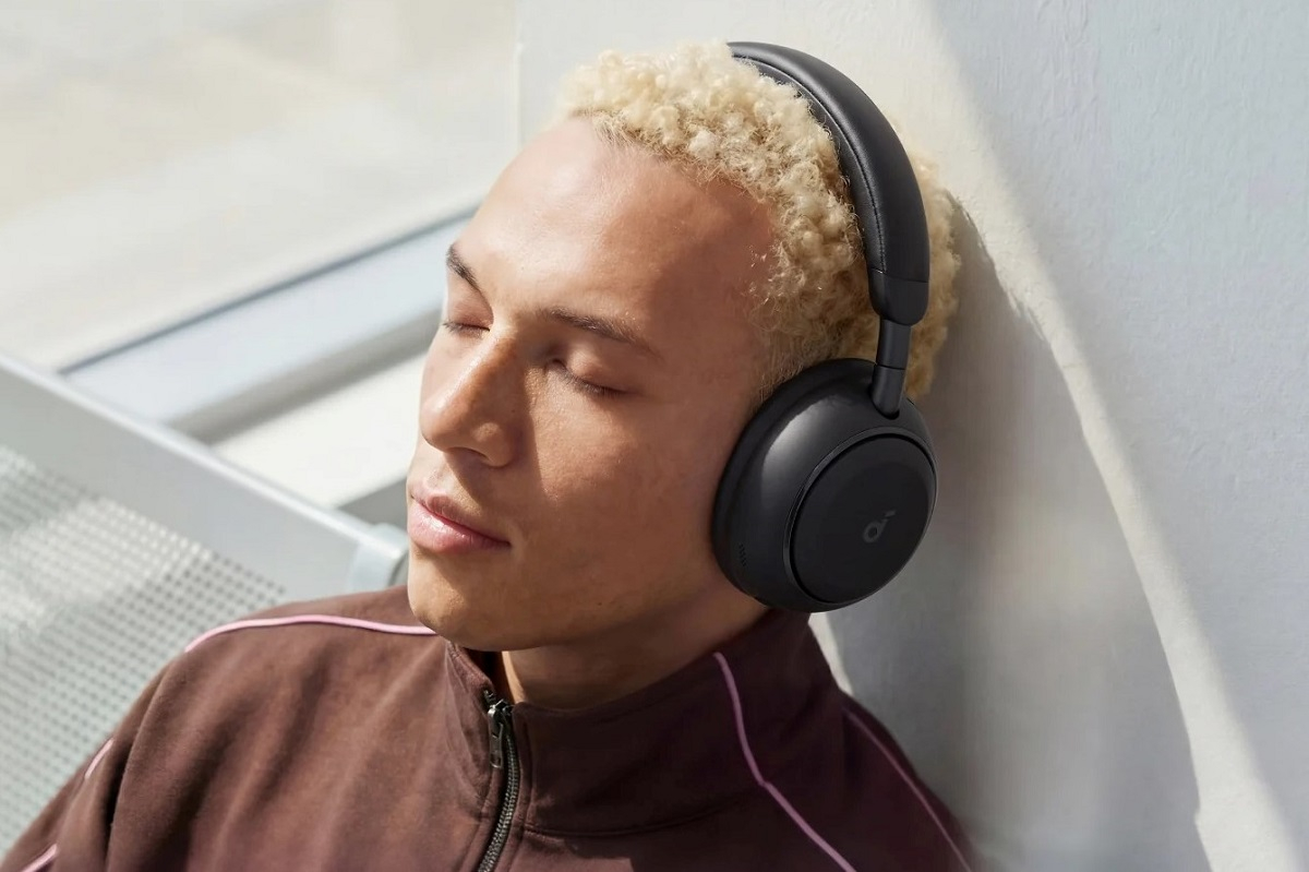Soundcore Space 2 Headphones: Jet Noise Silenced, All Day Comfort